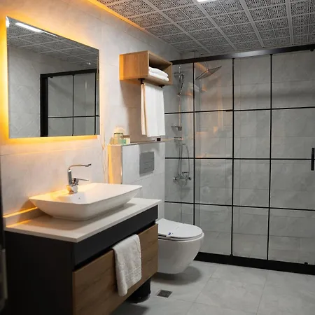 Lamore Szálloda 3*